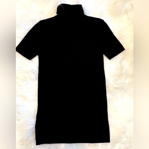 Michael Kors small, black, short sleeve turtleneck - Picture 1 of 4